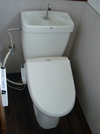 トイレリフォームビフォア