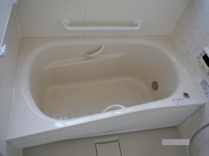 千葉市：古くなって使いにくい浴室と洗面所を介護用にリフォーム