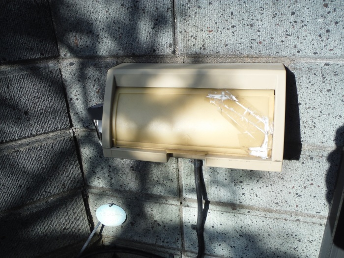 ポストの交換