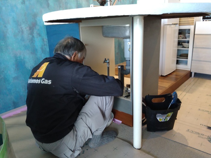 既存キッチン解体