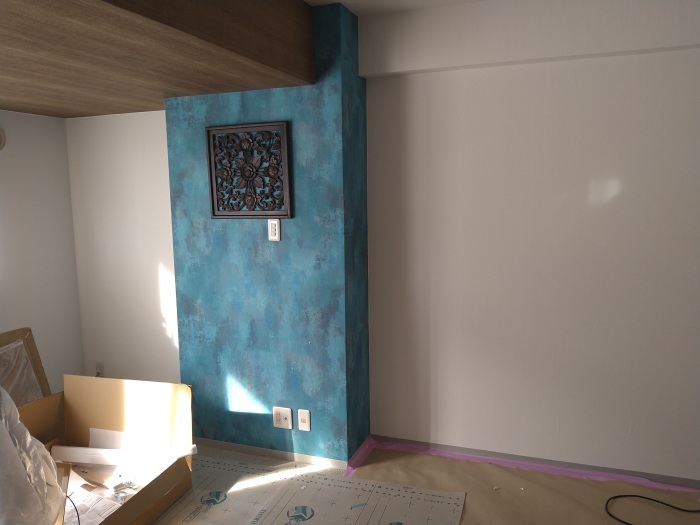 壁面クロス張り替え後