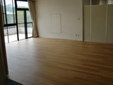 内装リフォーム　動きやすくきれいな床にリフォーム：袖ヶ浦市