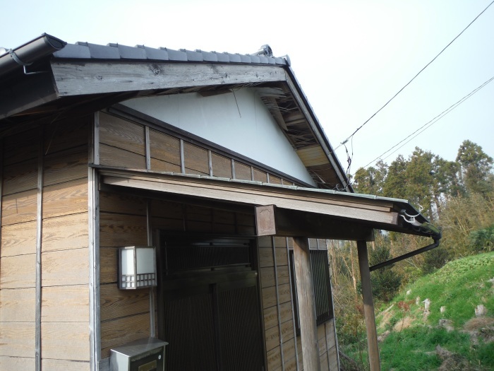 軒天の施工前